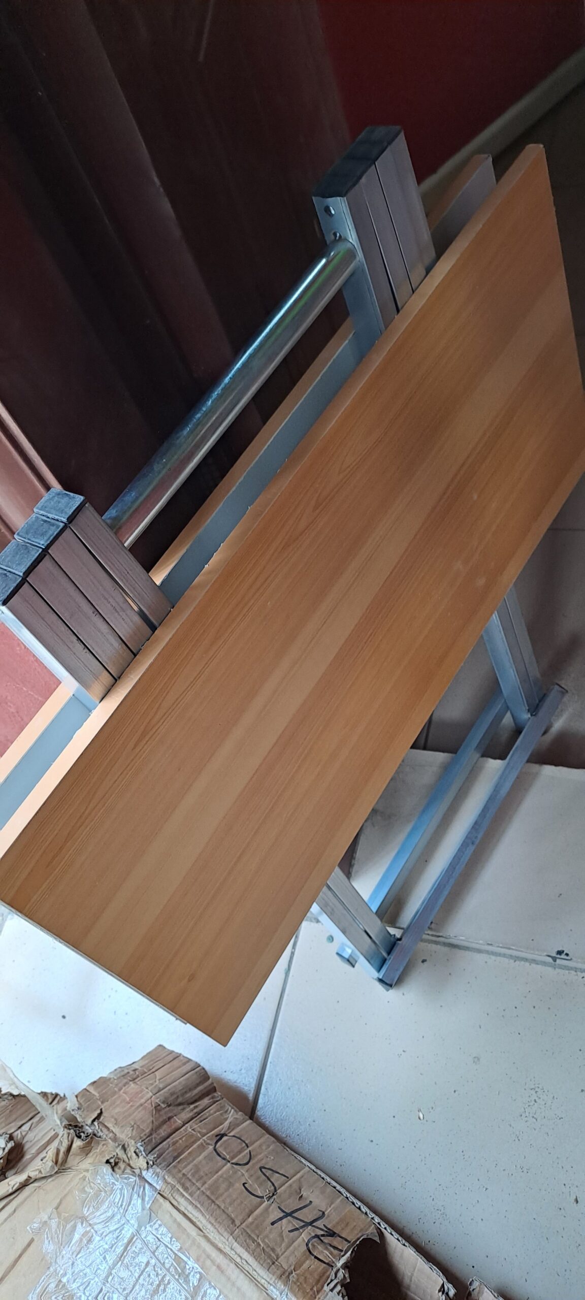 70×70 Quality Foldable Table - Image 5