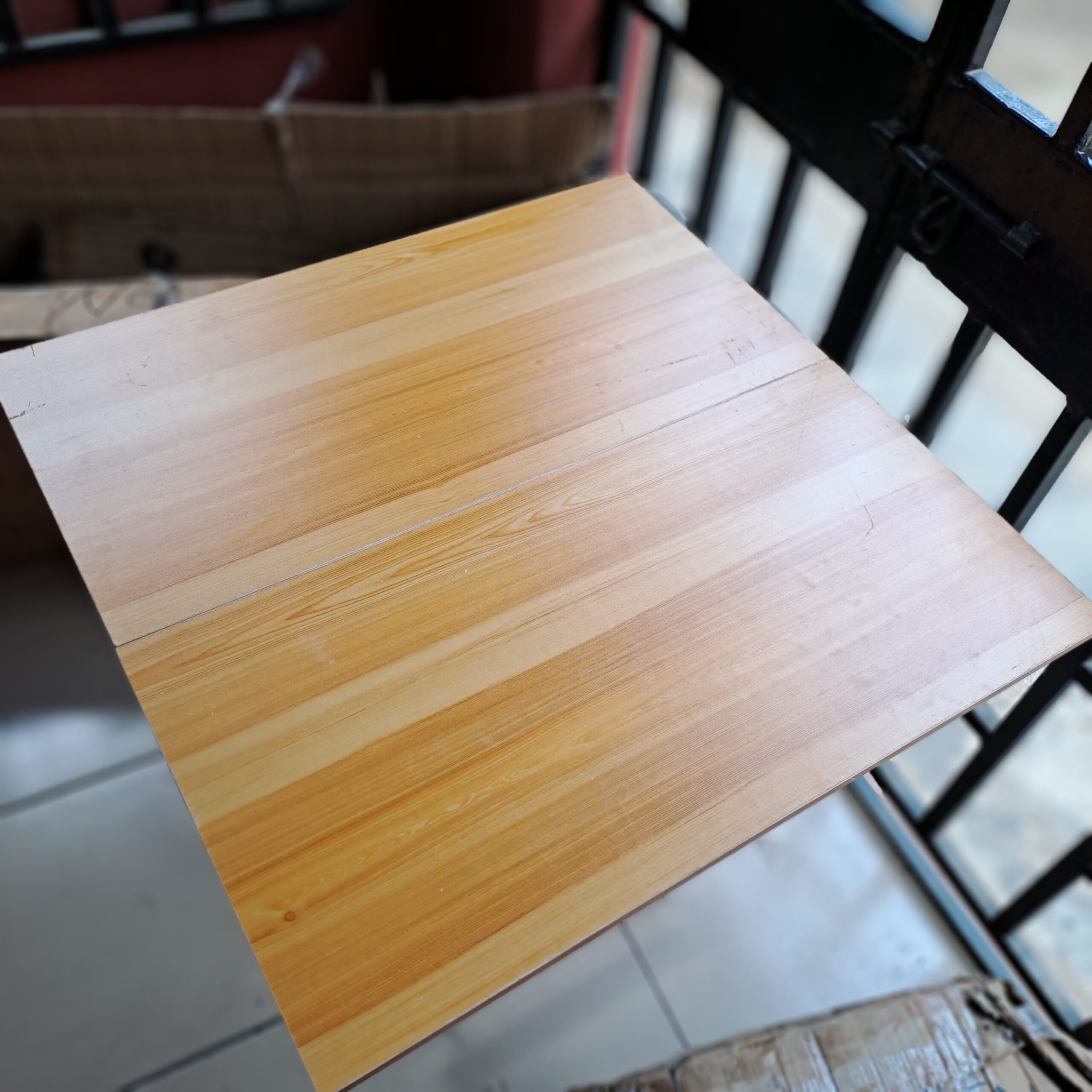70×70 Quality Foldable Table - Image 4