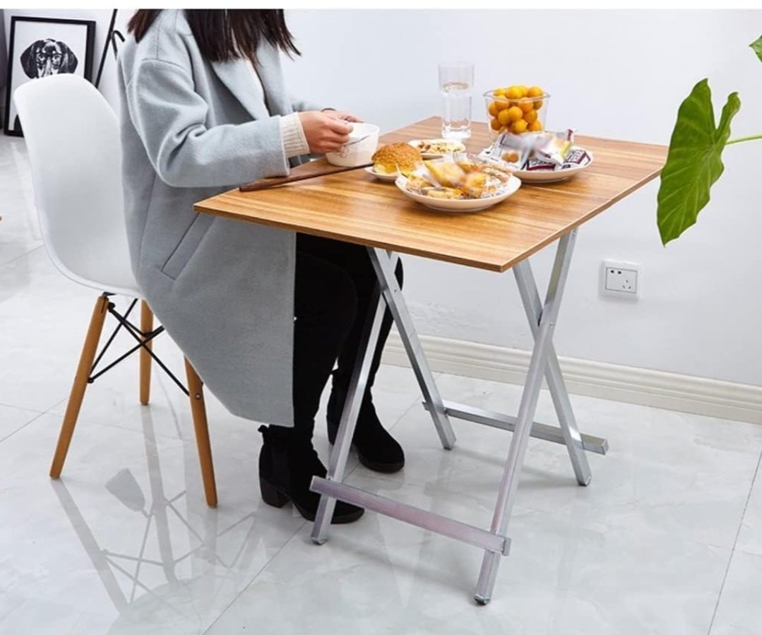 70×70 Quality Foldable Table